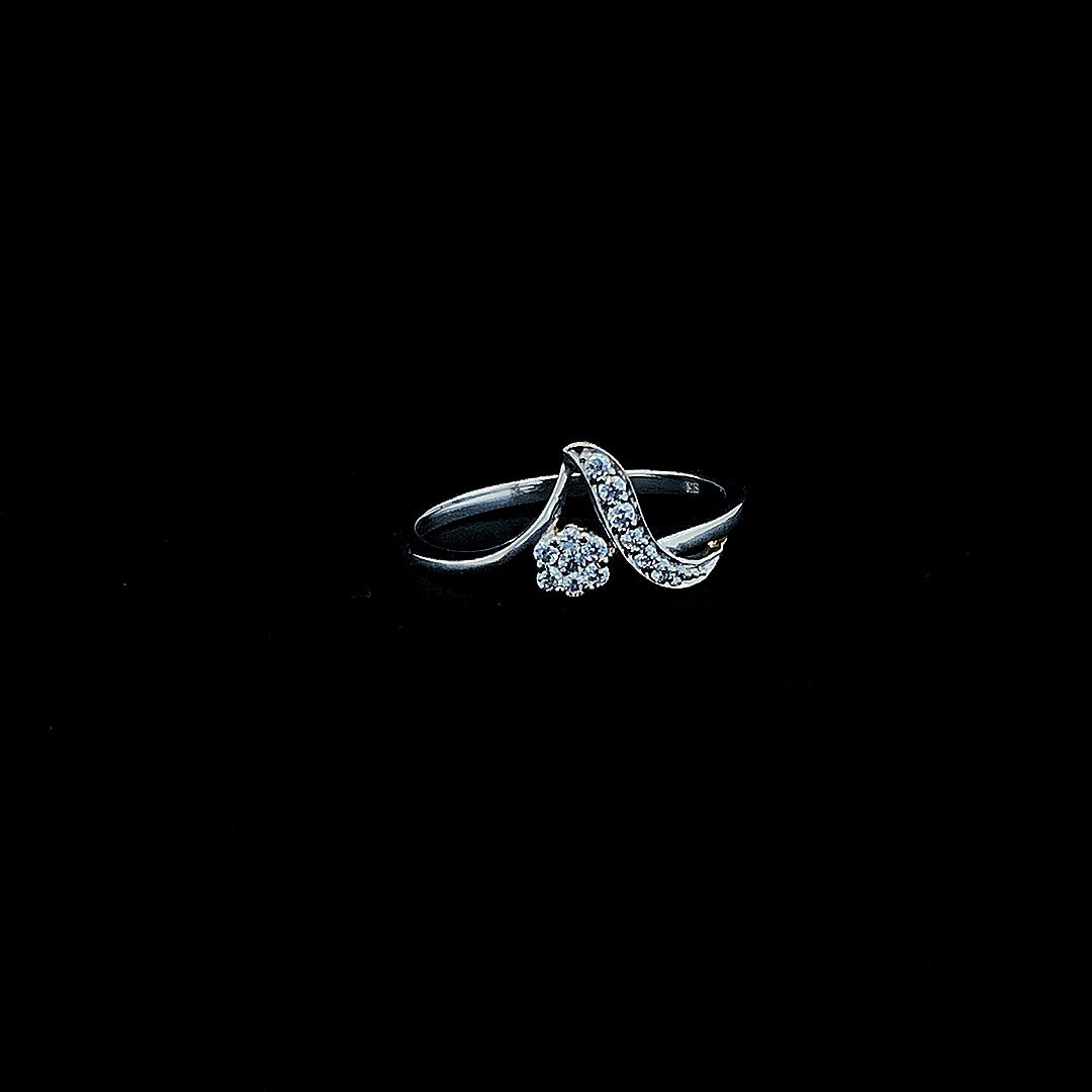 Wave-Inspired Silver Ring with Solitaire & Pave Detailing
