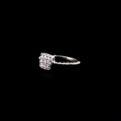 Square Cluster Silver Ring with Sparkling CZ – Modern & Elegant Design